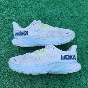 Hoka One One ARAHI 7 - Men's running shoes - Size 8D